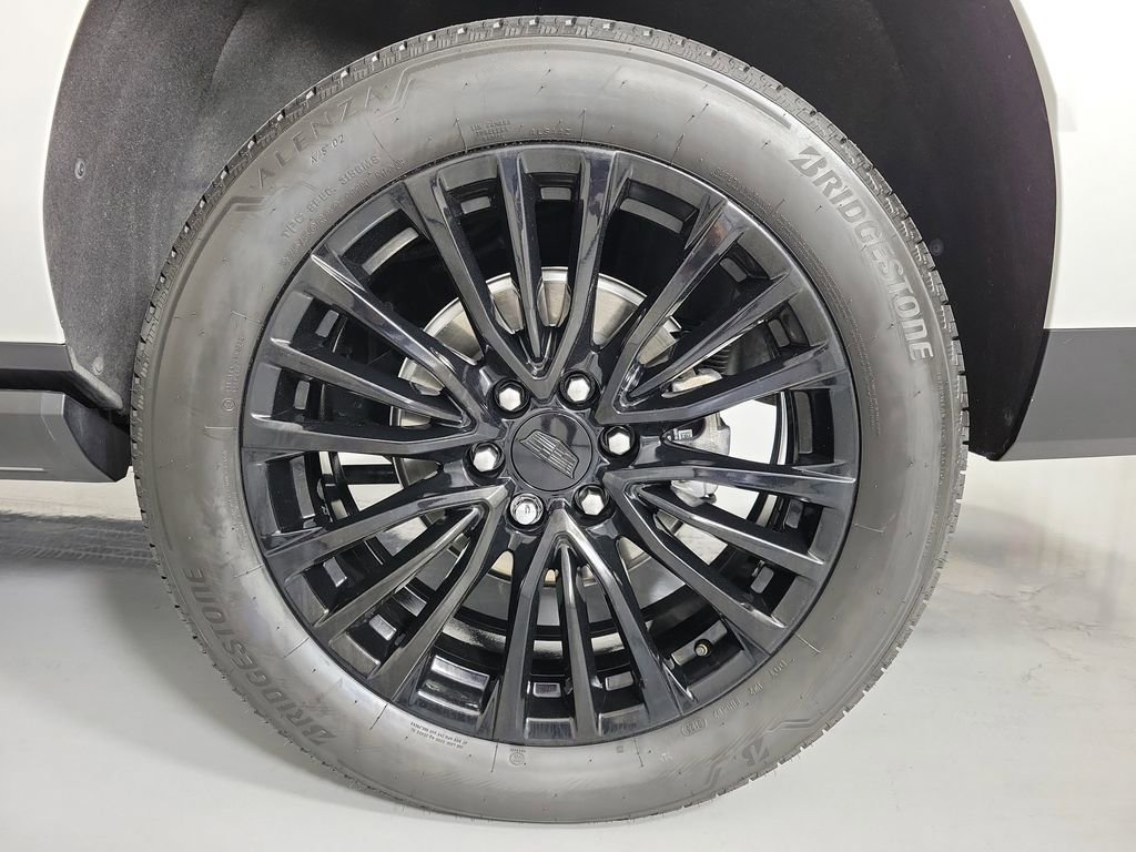 Used 2025 Cadillac Escalade ESV Sport Platinum w/ LPO, Floor Liner Package AWD/4WD image 10