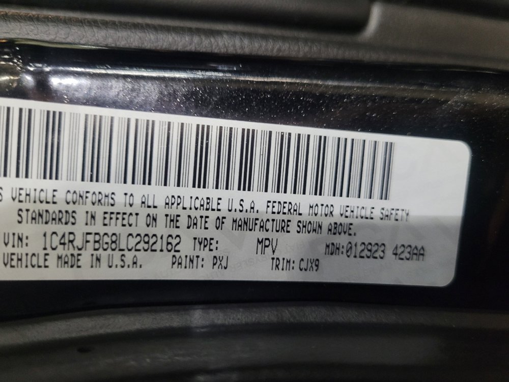 Used 2020 Jeep Grand Cherokee Limited AWD/4WD image 33