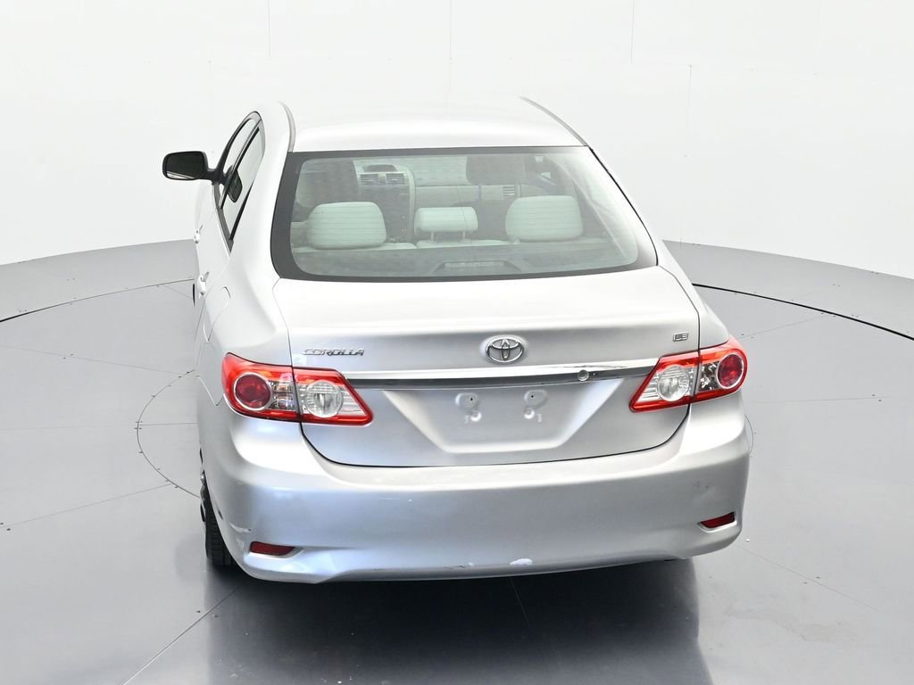 Used 2013 Toyota Corolla LE FWD image 31