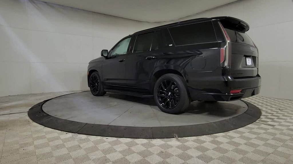 Used 2023 Cadillac Escalade Sport w/ LPO, ONYX Package image 6