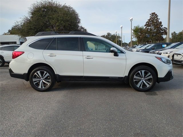 Used 2018 Subaru Outback 2.5i Limited w/ Popular Package #2 image 3
