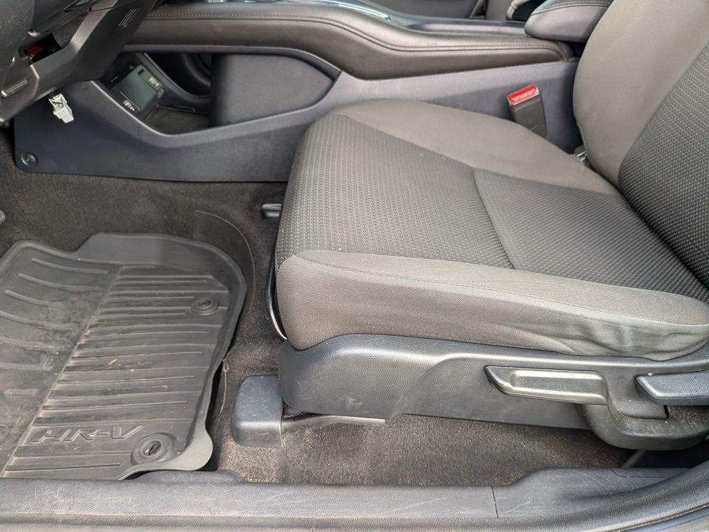Used 2020 Honda HR-V LX image 14