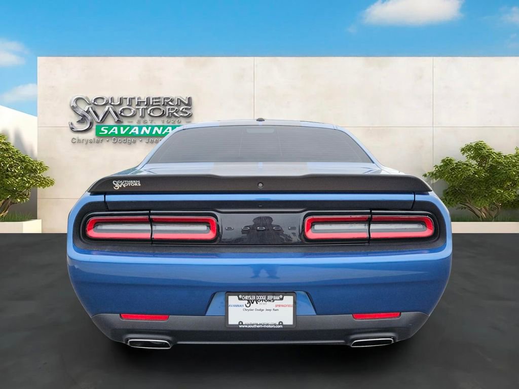 Used 2023 Dodge Challenger SXT w/ Blacktop Package RWD image 4
