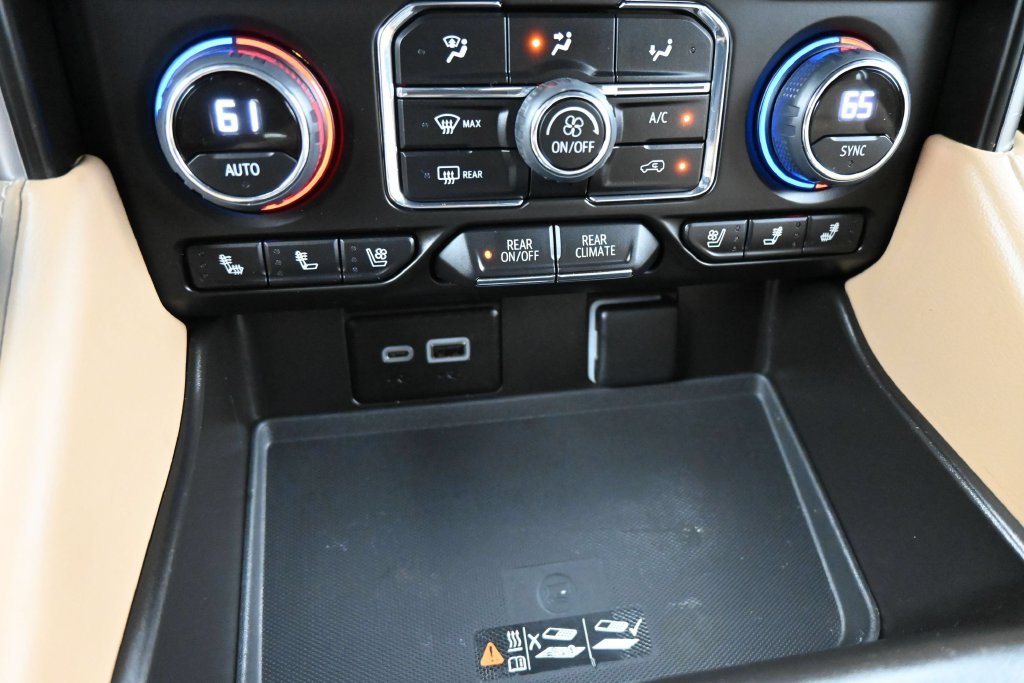 Used 2024 Chevrolet Tahoe Premier RWD image 15