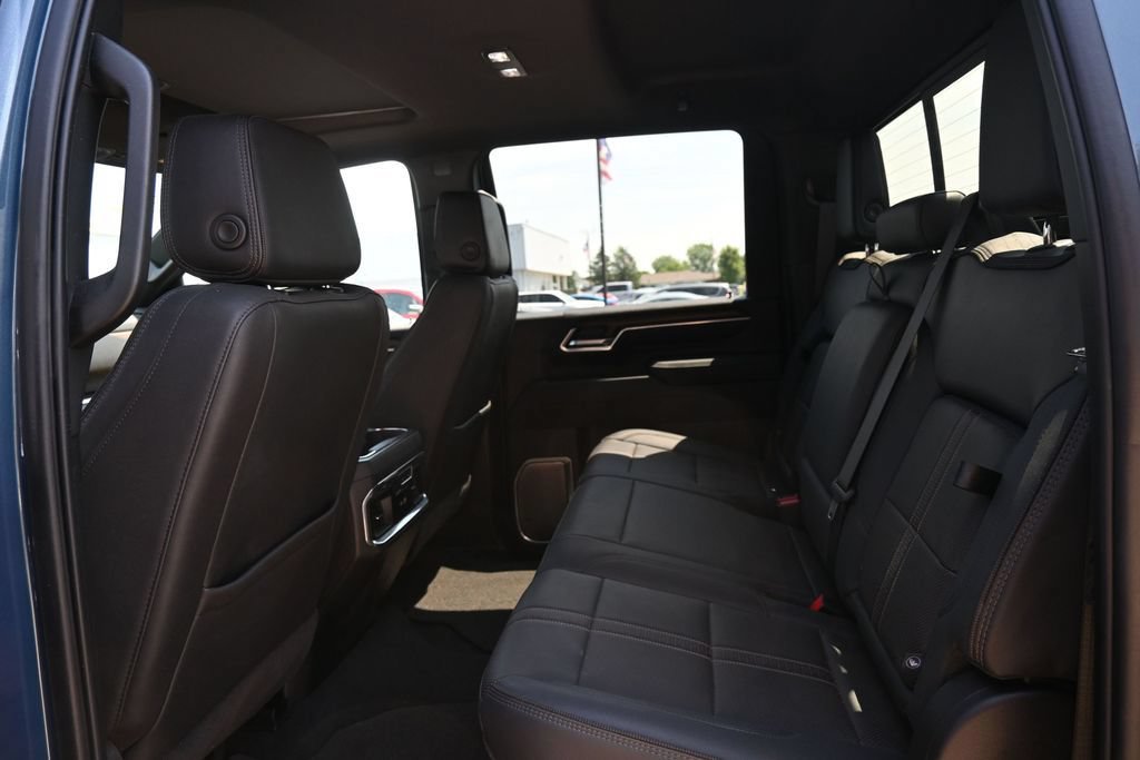 Used 2026 Chevrolet Silverado 3500 High Country w/ High Country Premium Package AWD/4WD image 20