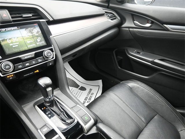 Used 2016 Honda Civic Touring image 31