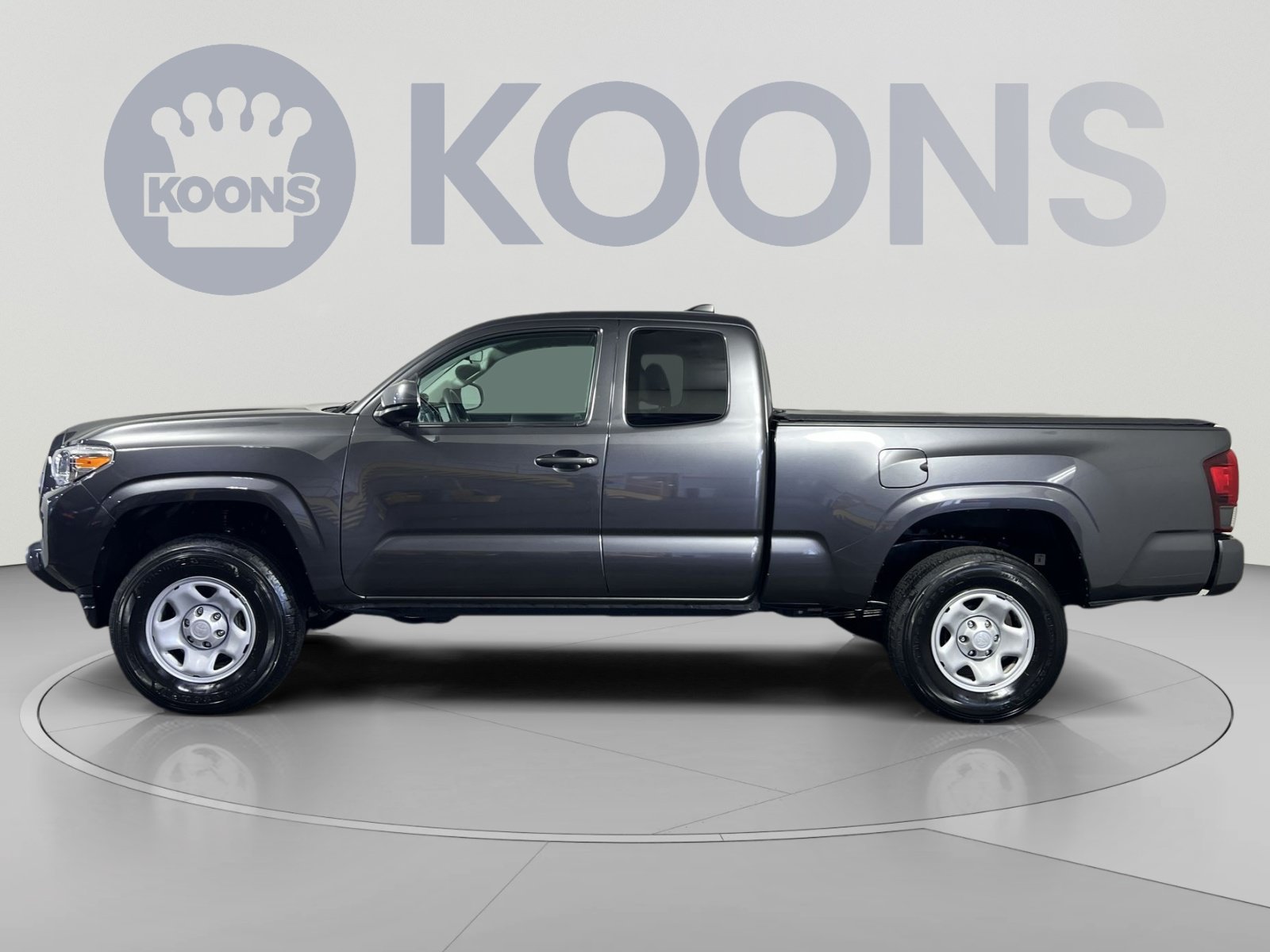 Used 2023 Toyota Tacoma SR w/ SR Convenience Package AWD/4WD image 2