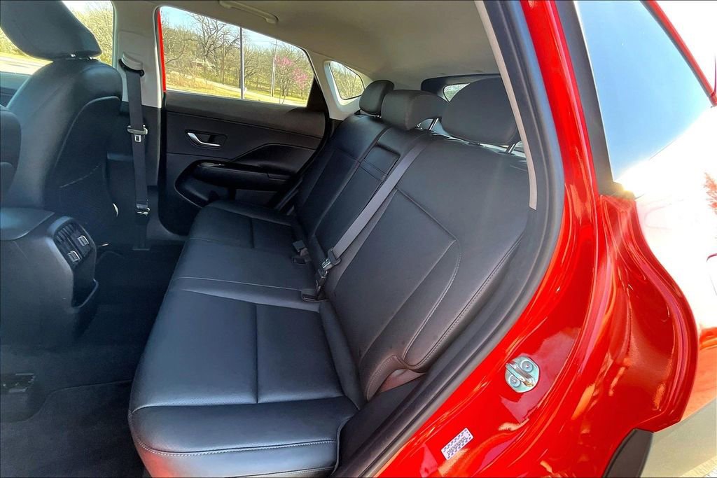 Used 2024 Hyundai Kona Limited image 26