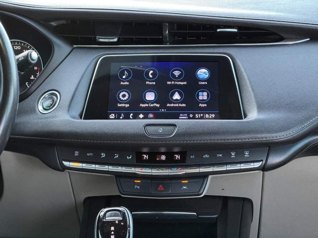 Used 2023 Cadillac XT4 Premium Luxury AWD/4WD image 16
