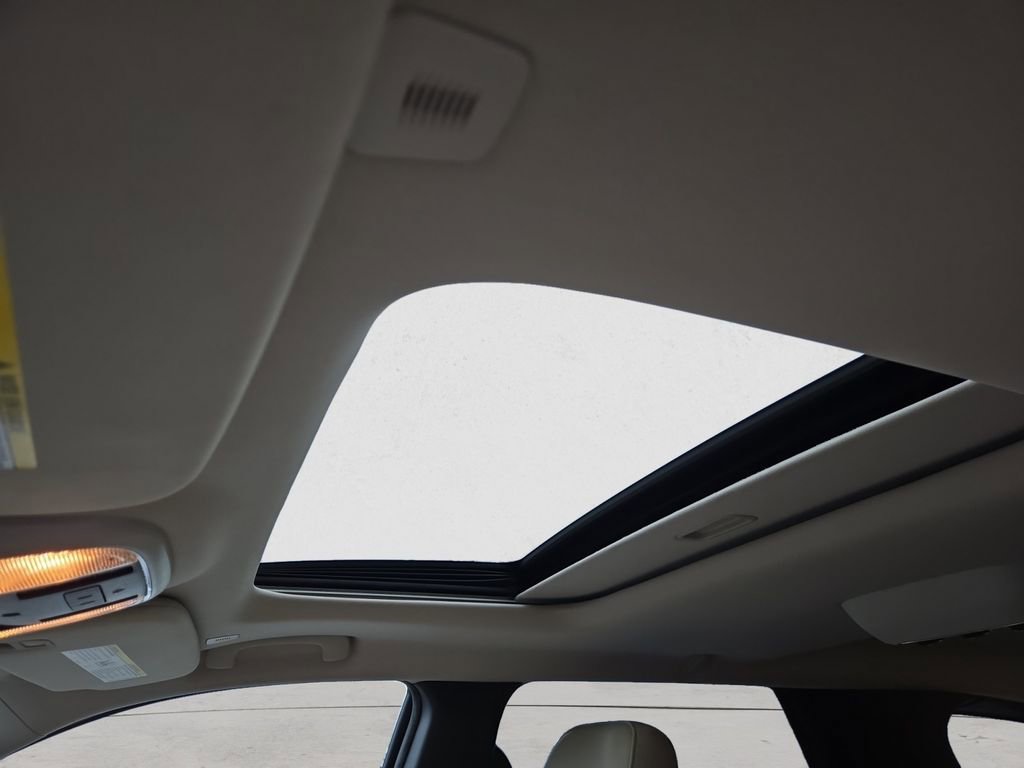 Used 2020 Dodge Durango Citadel w/ Mopar Chrome Appearance Group image 30