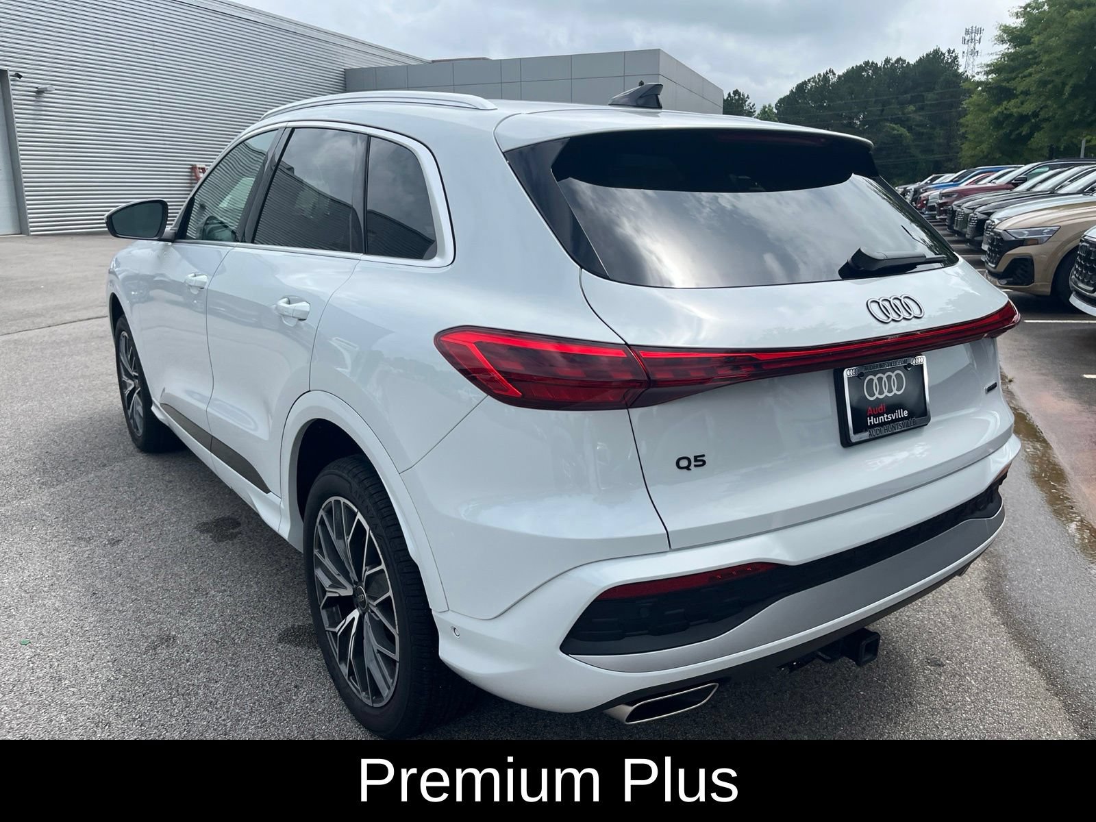 Used 2025 Audi Q5 Premium w/ Premium Plus AWD/4WD image 8