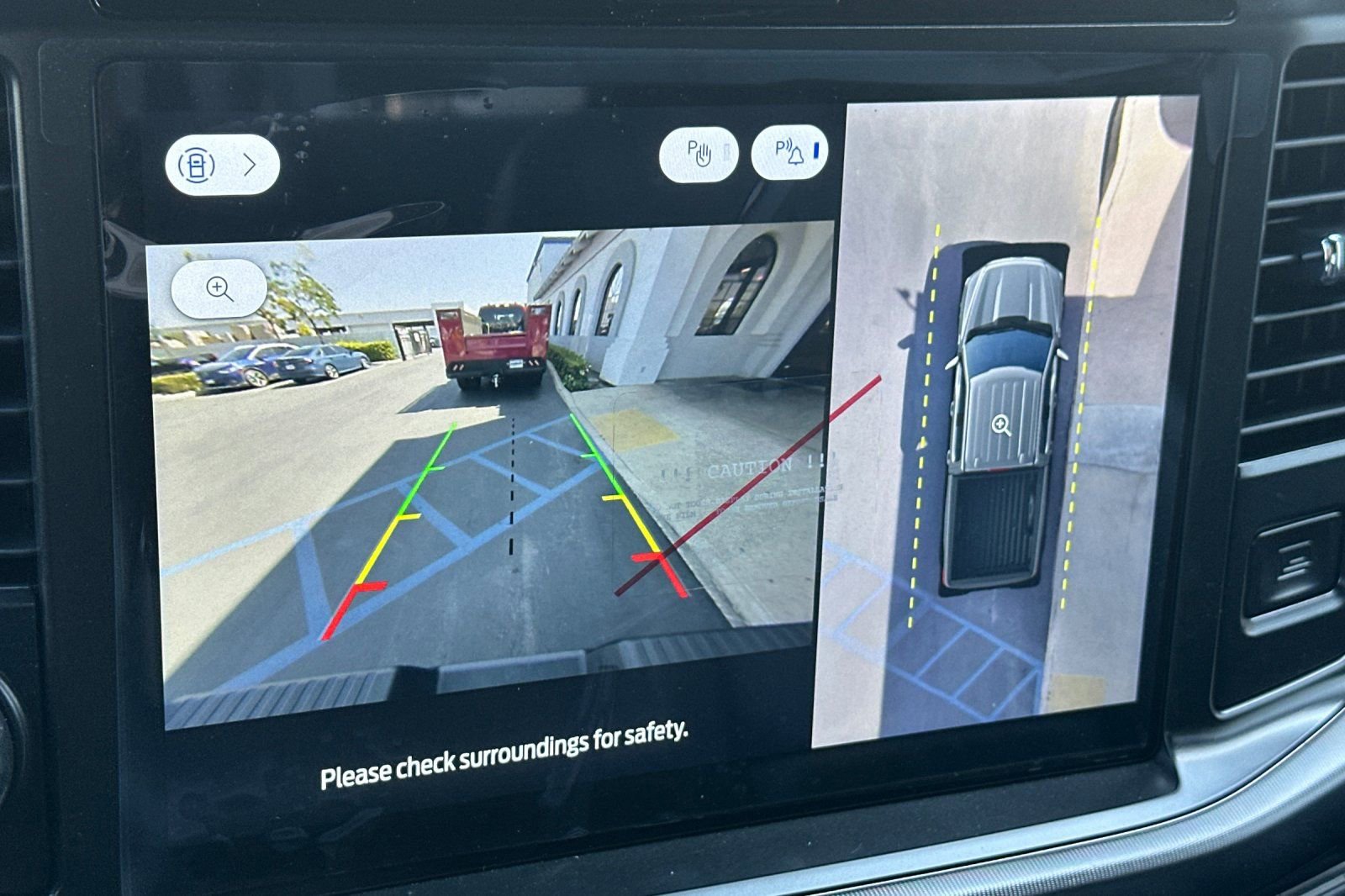 New 2026 Ford F150 Lariat w/ Equipment Group 501A Mid image 19