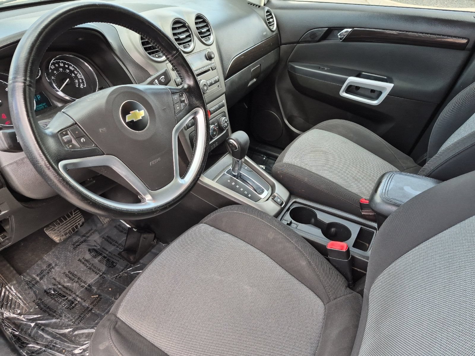 Used 2014 Chevrolet Captiva Sport LT FWD image 9