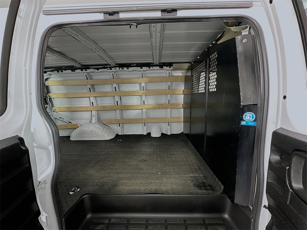 Used 2023 GMC Savana 2500 w/ Driver Convenience Package image 27