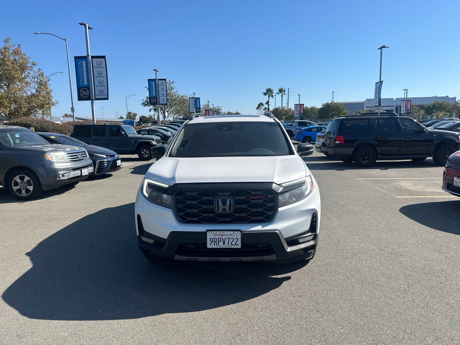 Used 2025 Honda Passport TrailSport image 1