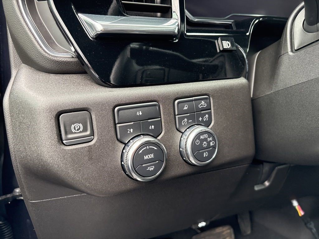 Certified 2025 GMC Sierra 2500 SLE w/ SLE Value Package; image 6