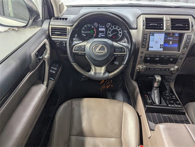 Used 2020 Lexus GX 460 Luxury w/ Accessory Package image 7