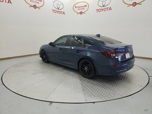 Used 2025 Honda Civic Sport image 6