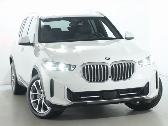 Used 2026 BMW X5 xDrive40i w/ Climate Comfort Package image 2