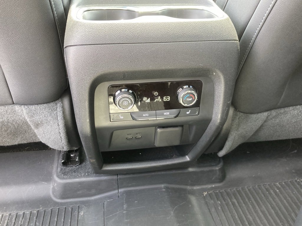 Used 2024 Chevrolet Traverse RS w/ LPO, Floor Liner Package image 22