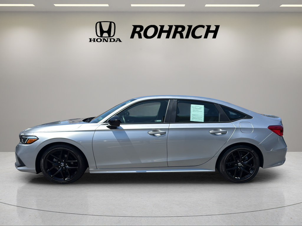 Used 2023 Honda Civic Sport image 9