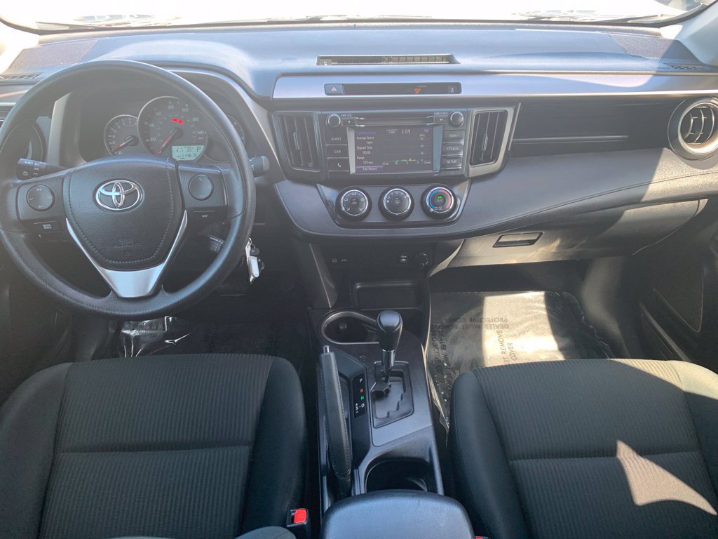 Used 2016 Toyota RAV4 LE AWD/4WD image 8