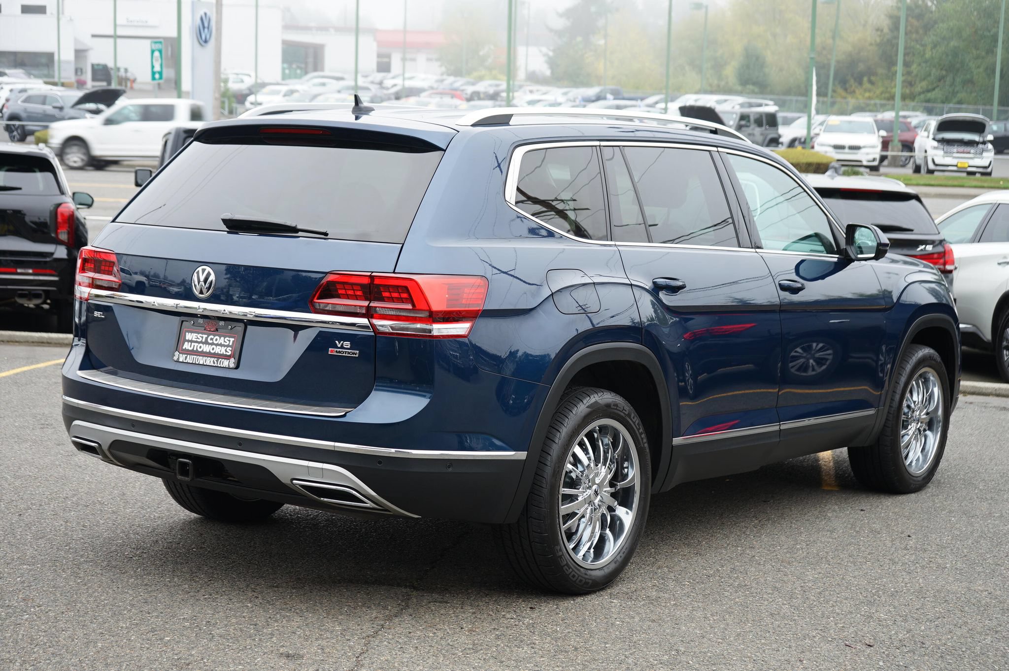 Used 2018 Volkswagen Atlas SEL Premium AWD/4WD image 5