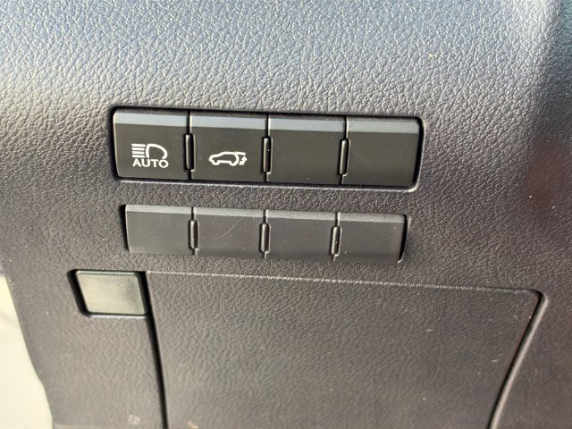 Used 2018 Lexus RX 350 FWD w/ Accessory Package image 18