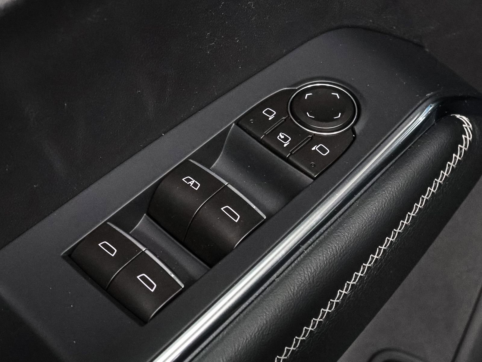 New 2026 GMC Acadia Denali w/ Super Cruise Package image 21