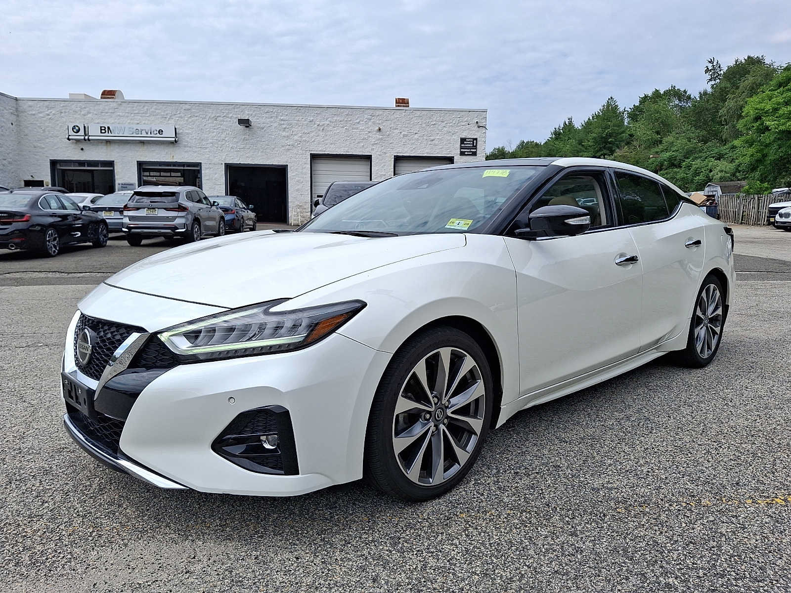 Used 2021 Nissan Maxima Platinum w/ Sport Mat Group FWD image 3