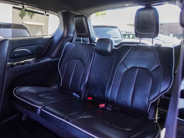 Used 2020 Chrysler Pacifica Limited w/ S Appearance Package FWD image 24