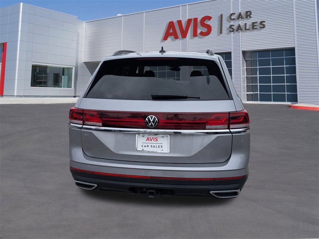 Used 2024 Volkswagen Atlas SE image 7