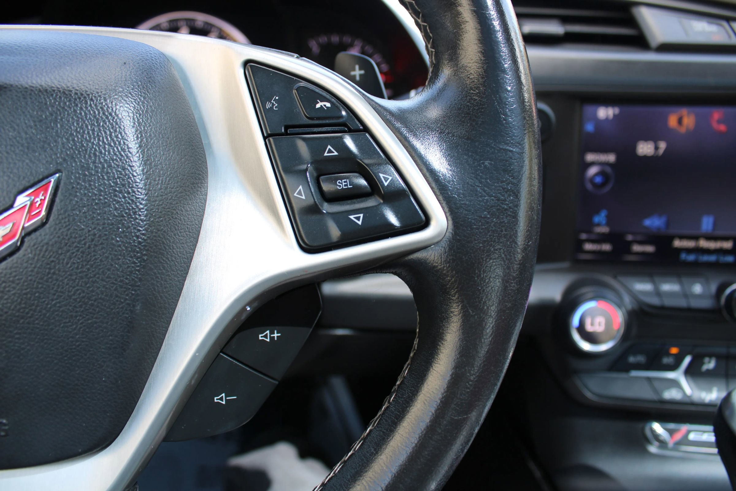 Used 2014 Chevrolet Corvette Stingray Coupe image 9