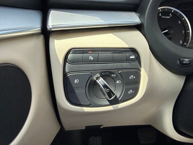 Used 2020 INFINITI QX50 Luxe AWD/4WD image 22