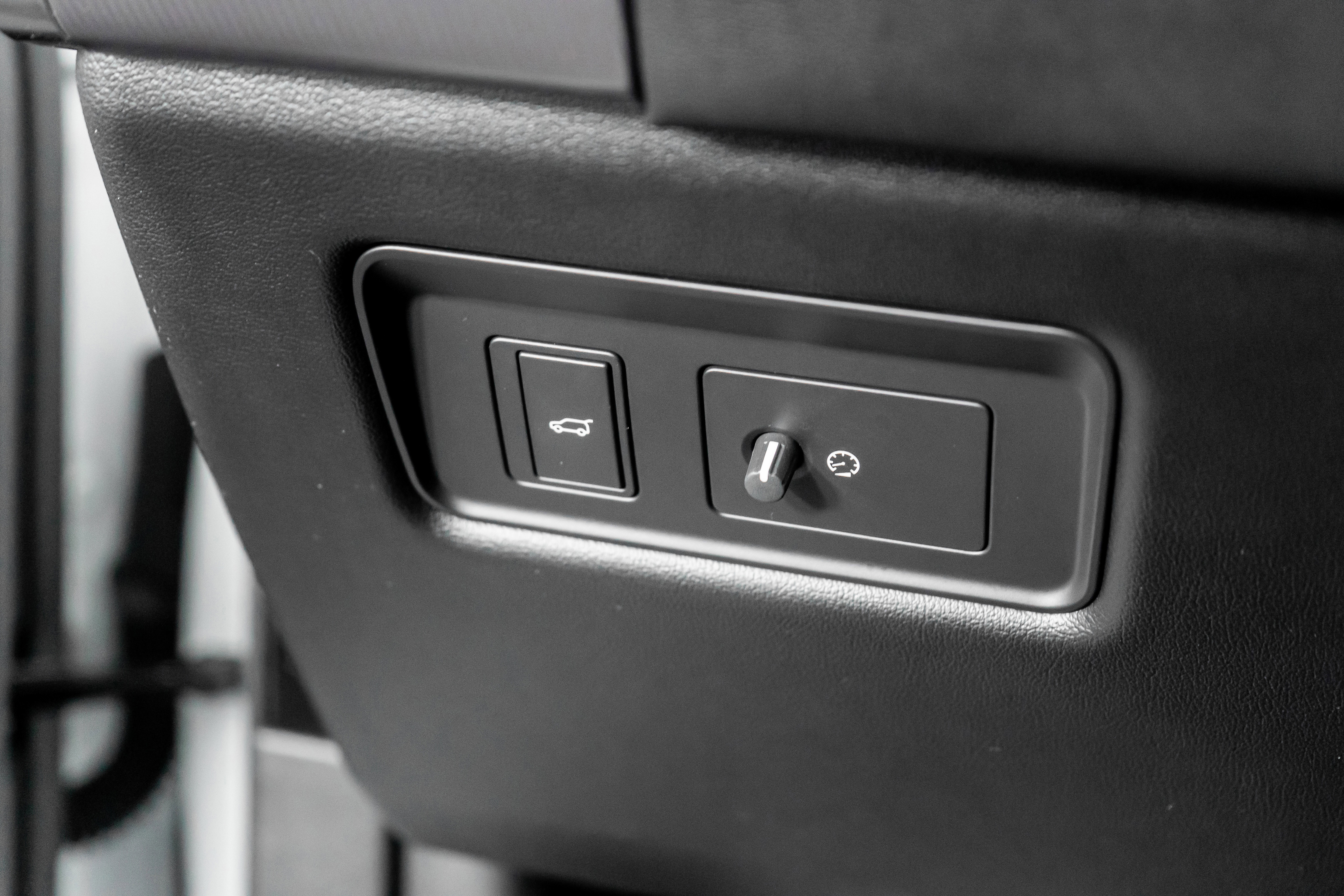 Used 2019 Land Rover Range Rover Sport HSE image 39