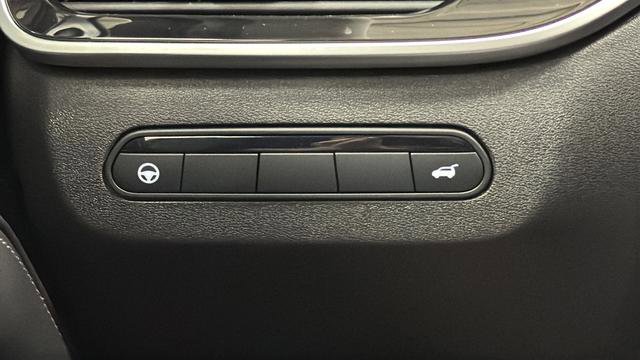 Used 2025 INFINITI QX60 Luxe AWD/4WD image 31