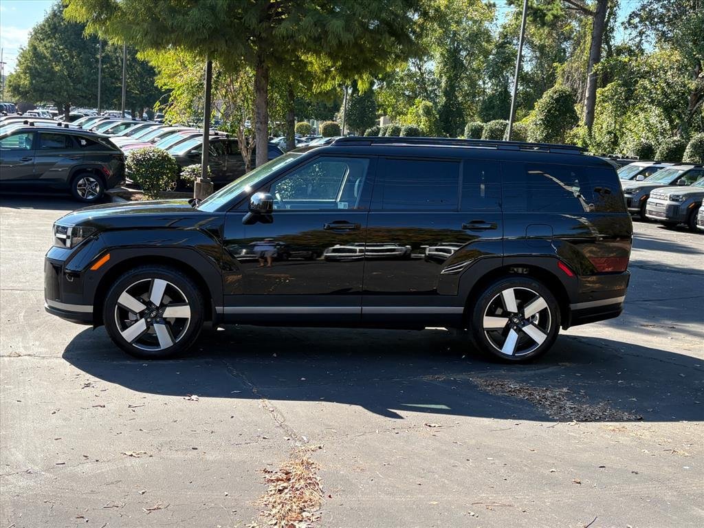Certified 2025 Hyundai Santa Fe Limited AWD/4WD image 3