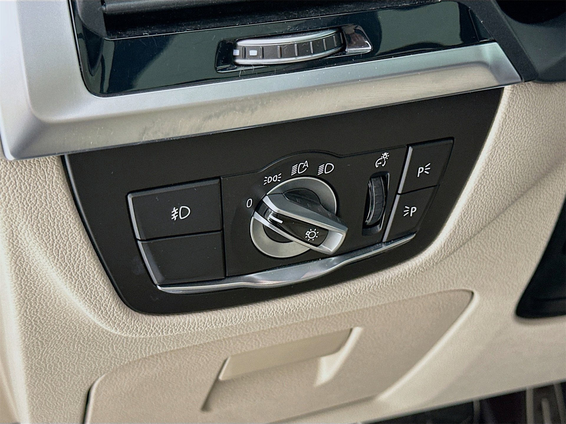 Used 2021 BMW X3 sDrive30i w/ M Sport Package image 10