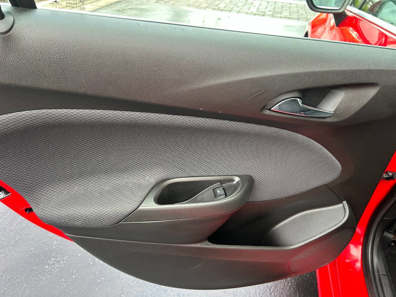 Used 2018 Chevrolet Cruze LT w/ LT Fleet Convenience Package image 19