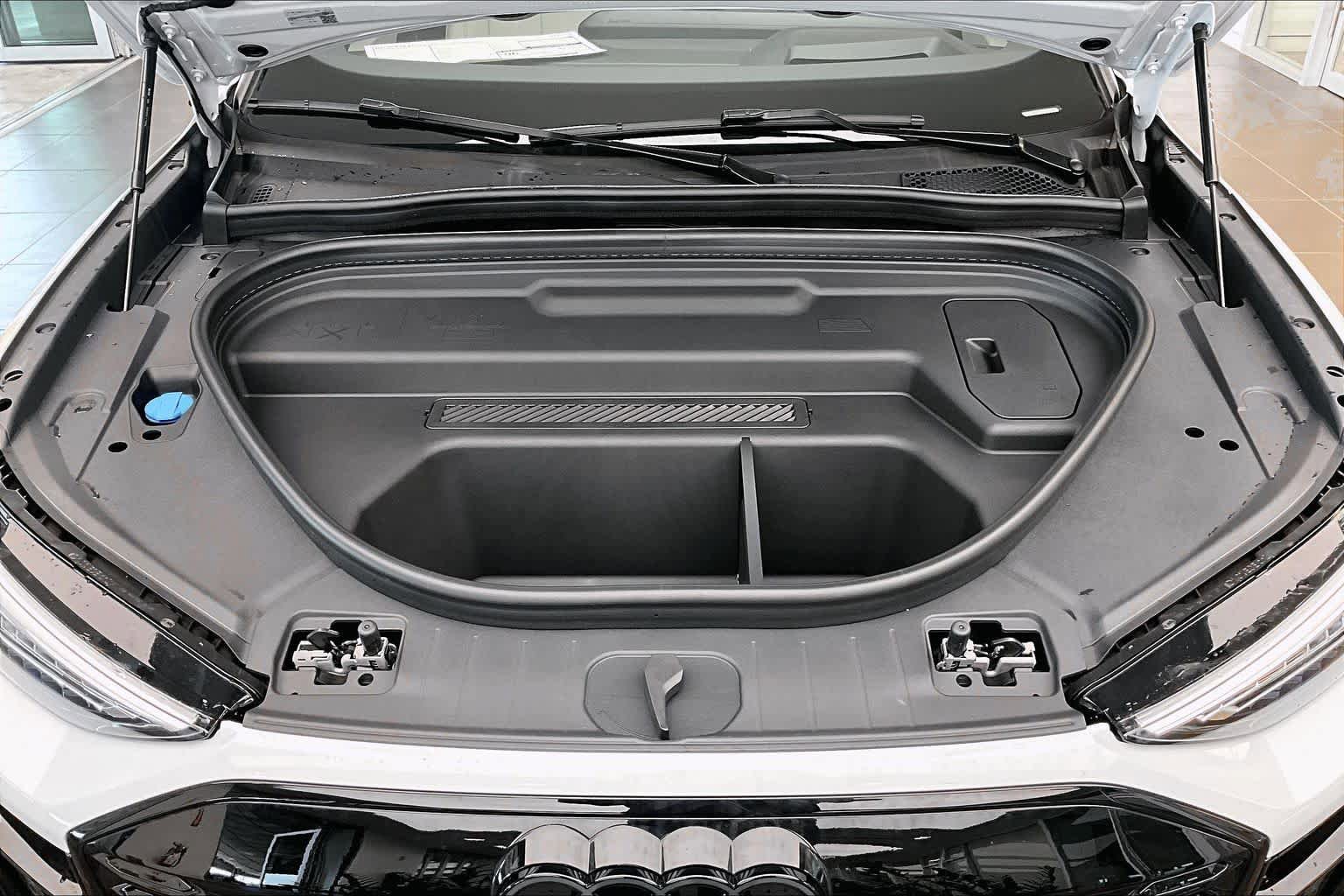 New 2027 Audi Q6 e-tron Premium Plus AWD/4WD image 16