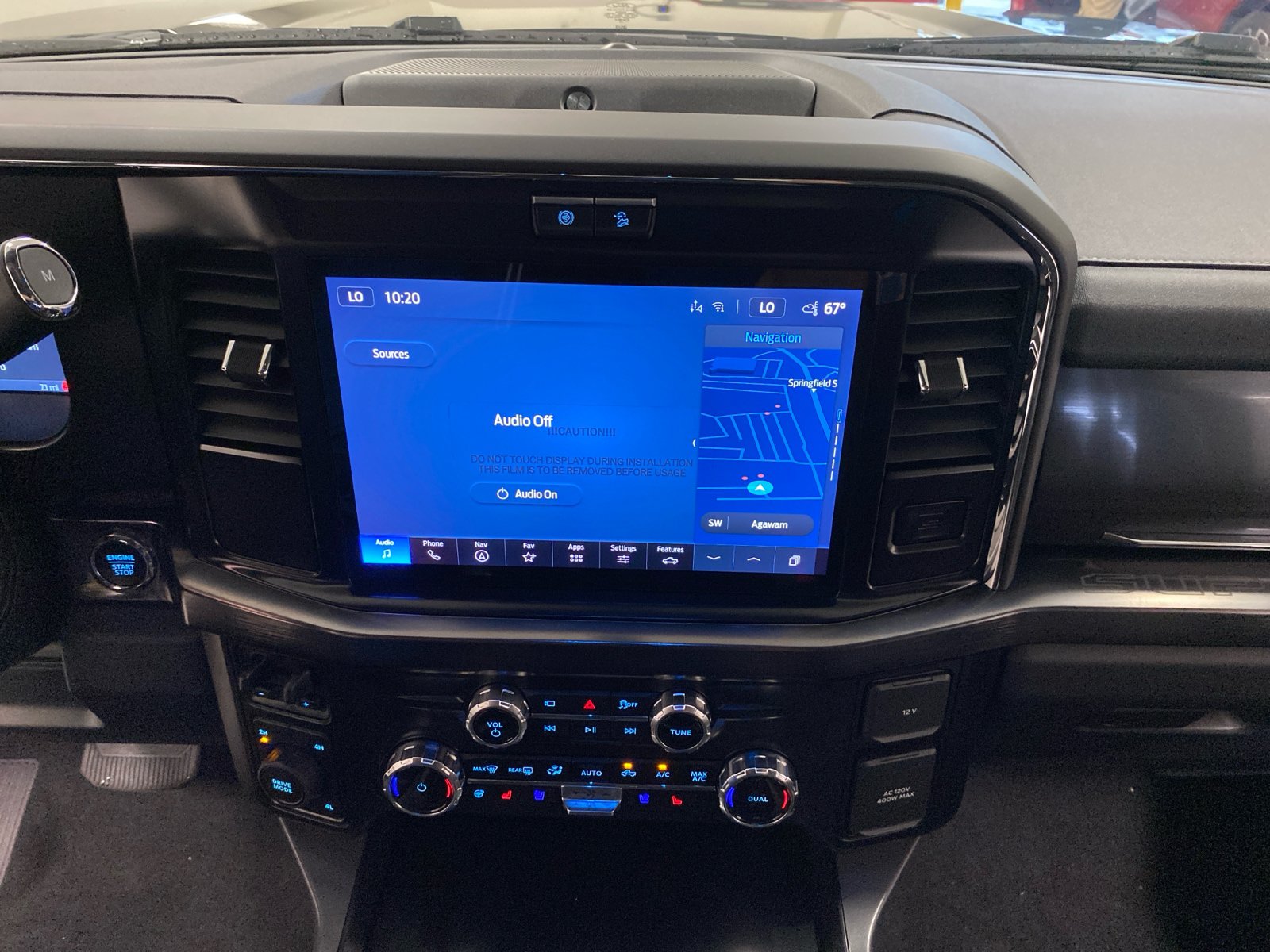 New 2026 Ford F250 Lariat w/ Black Appearance Package AWD/4WD image 23