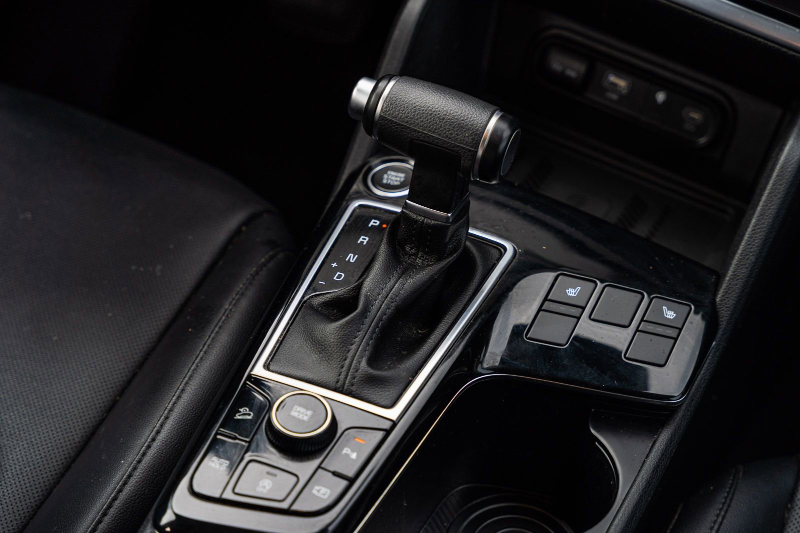 Used 2024 Kia Sportage EX image 28