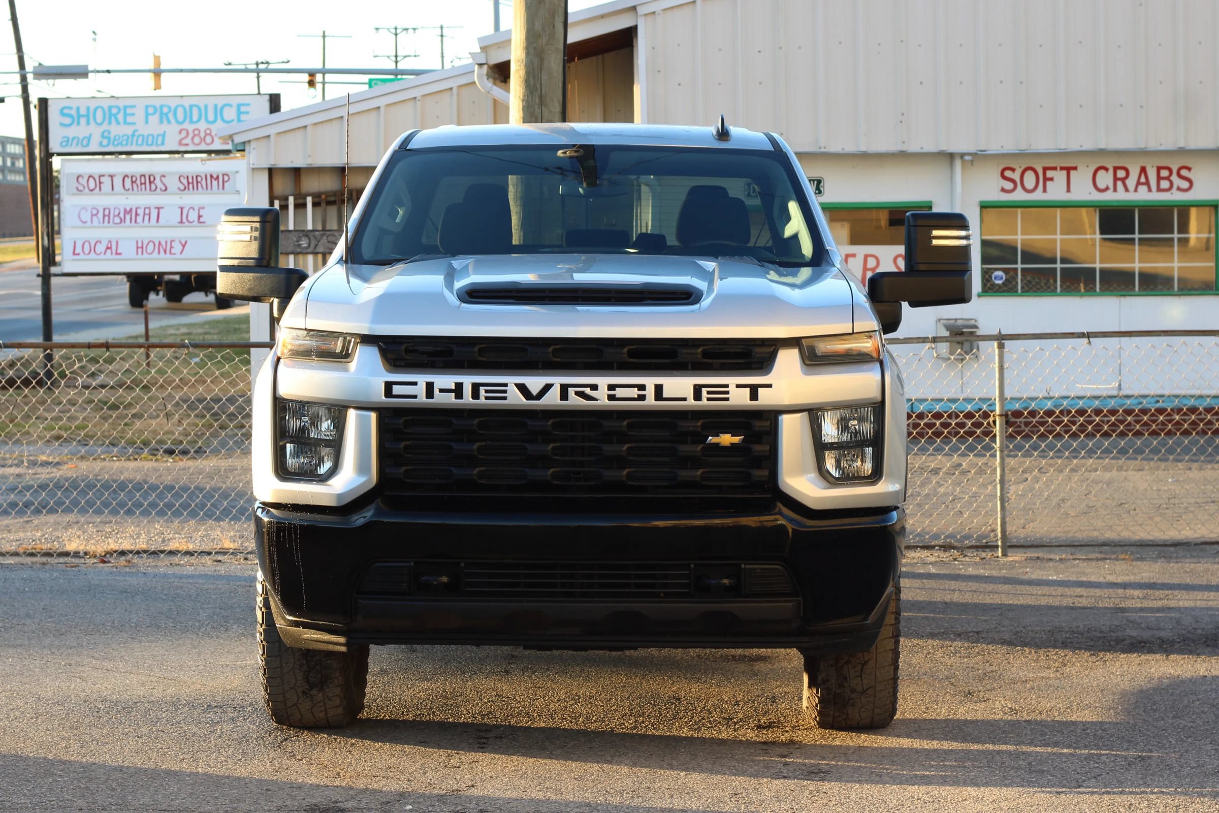 Used 2022 Chevrolet Silverado 2500 Custom w/ Custom Convenience Package AWD/4WD image 2