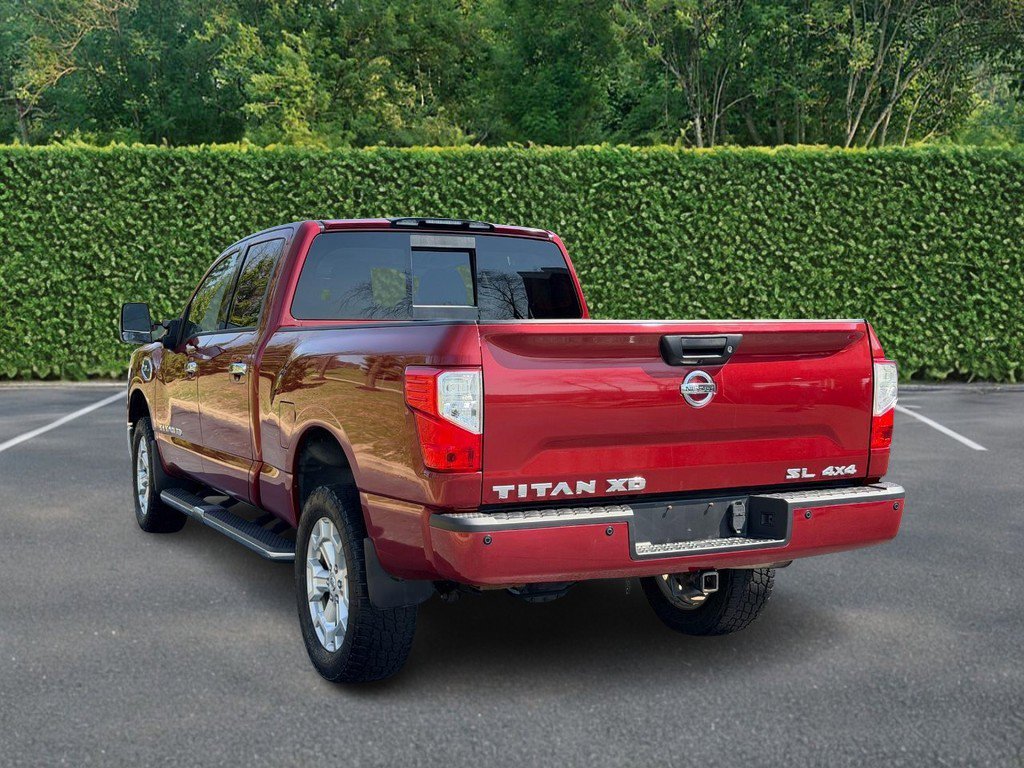 Used 2017 Nissan Titan SL image 6