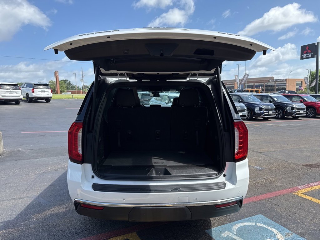 Used 2023 GMC Yukon SLT image 8