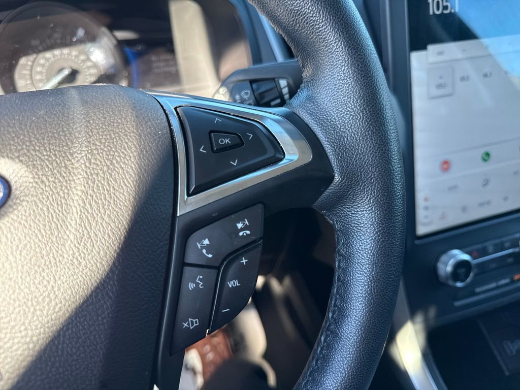 Used 2023 Ford Edge SEL image 29