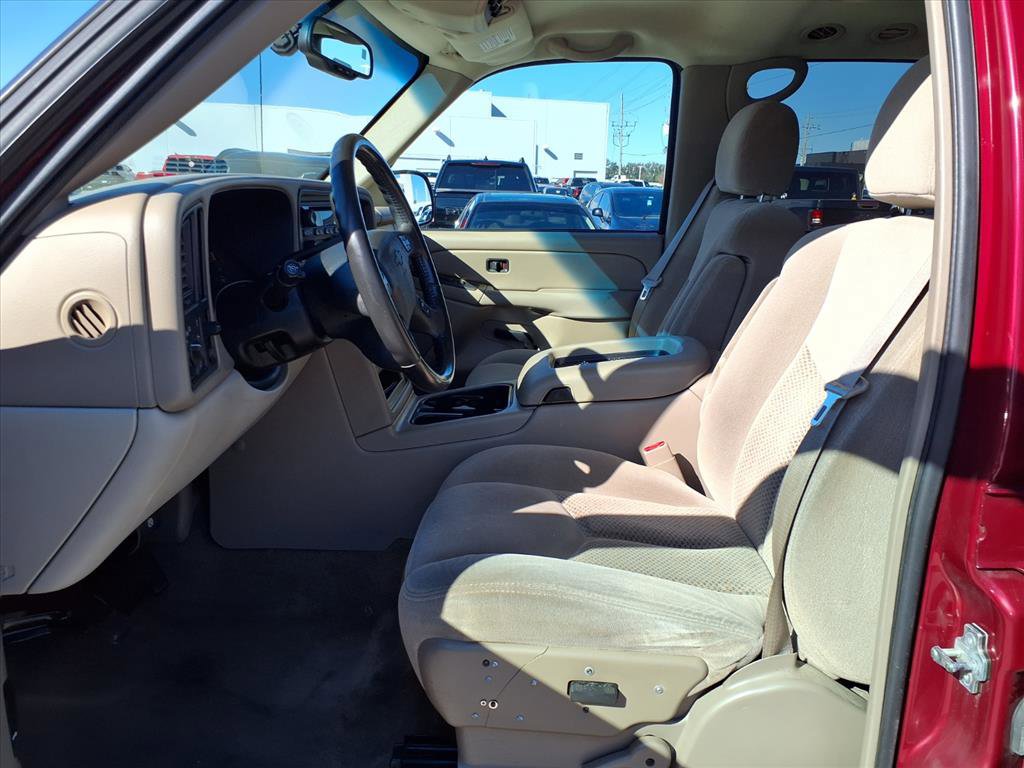 Used 2004 Chevrolet Suburban LS w/ Preferred Equipment Group image 15