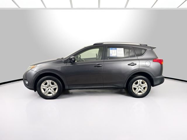Used 2015 Toyota RAV4 LE image 4