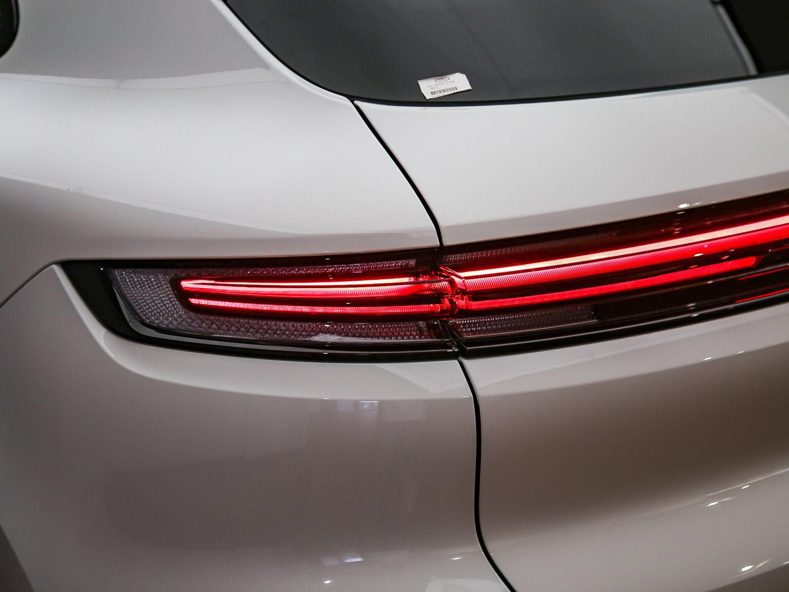 Certified 2025 Porsche Cayenne AWD/4WD image 15