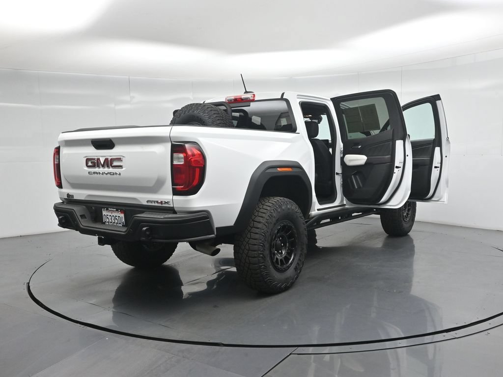 Used 2024 GMC Canyon AT4X w/ AT4X AEV Edition AWD/4WD image 5